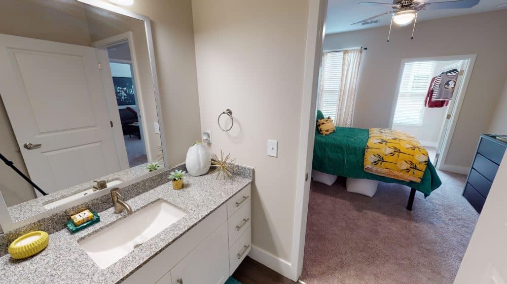 quantum on west call off campus apartments near fsu tallahassee florida private bathrooms granite countertops